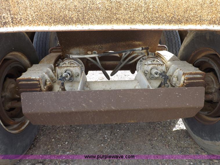 image for item F6400 1998 Load King belly dump trailer