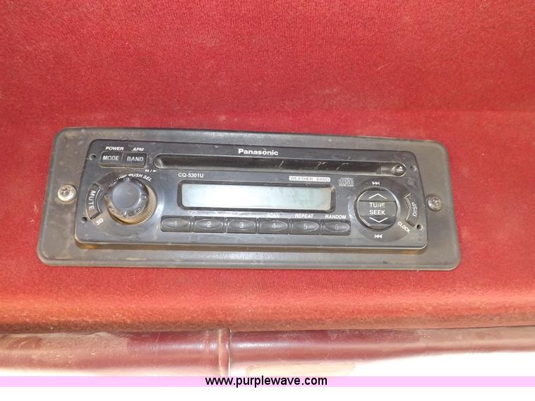 image for item F6406 1998 Mack CH613 semi truck