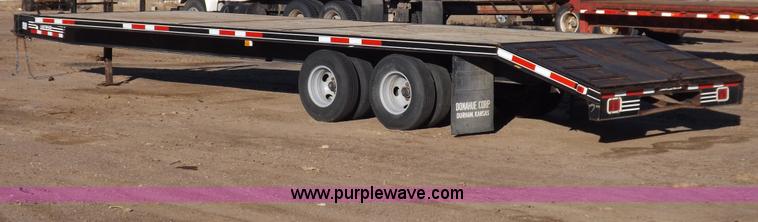 image for item F6407 2000 Donahue 38.5' tandem axle trailer