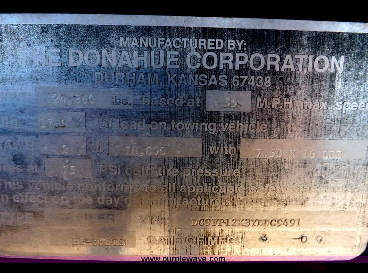 image for item F6407 2000 Donahue 38.5' tandem axle trailer