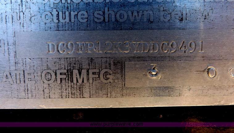 image for item F6407 2000 Donahue 38.5' tandem axle trailer