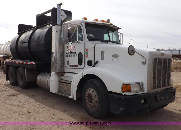 image for item F6408 1997 Peterbilt 378 vacuum truck