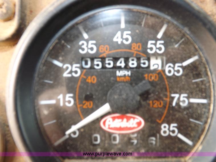 image for item F6408 1997 Peterbilt 378 vacuum truck