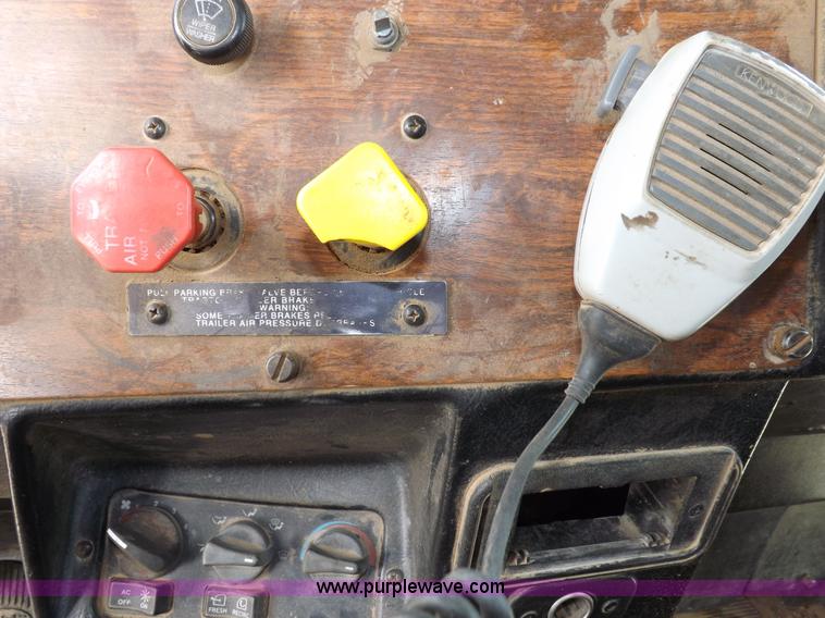 image for item F6408 1997 Peterbilt 378 vacuum truck