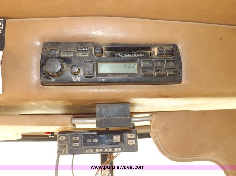 image for item F6408 1997 Peterbilt 378 vacuum truck