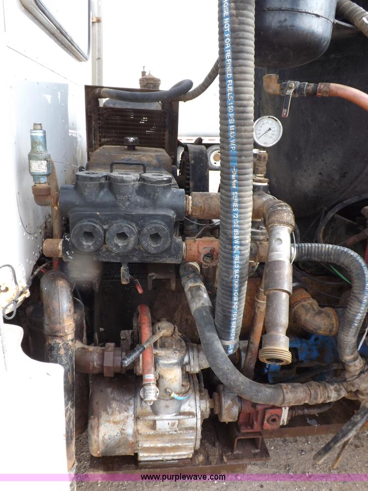 image for item F6408 1997 Peterbilt 378 vacuum truck