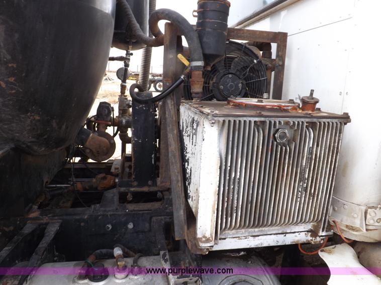 image for item F6408 1997 Peterbilt 378 vacuum truck