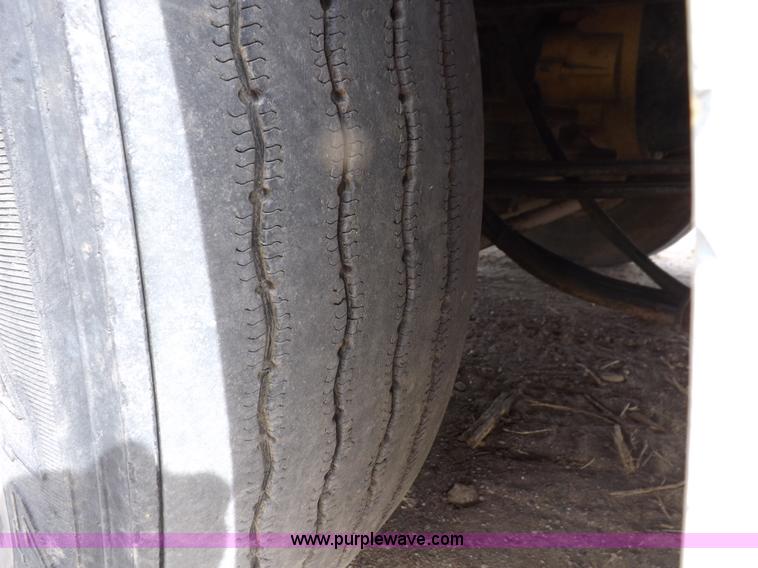 image for item F6408 1997 Peterbilt 378 vacuum truck