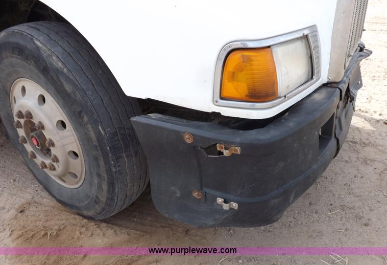 image for item F6408 1997 Peterbilt 378 vacuum truck