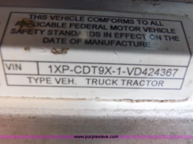 image for item F6408 1997 Peterbilt 378 vacuum truck