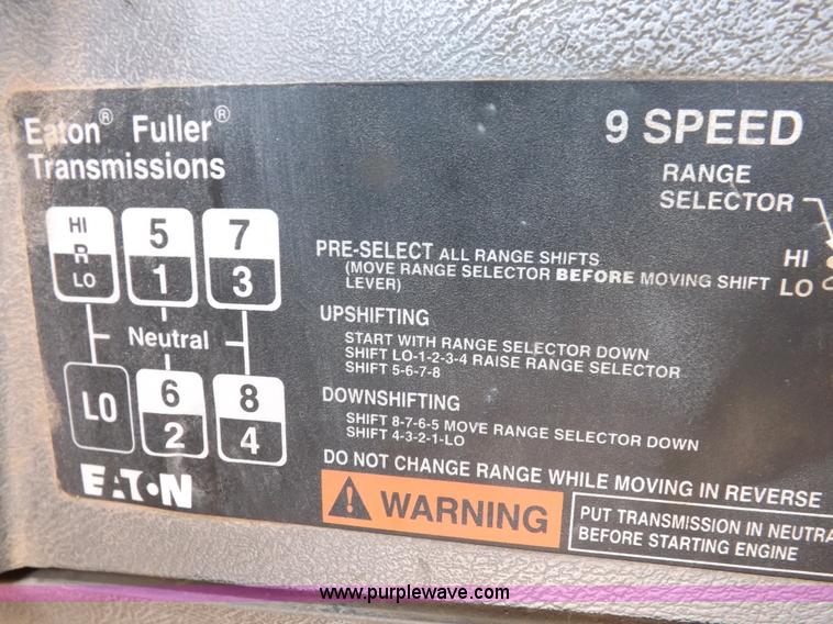 image for item F6409 1999 Mack CH613 vacuum truck