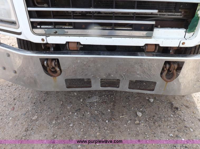 image for item F6409 1999 Mack CH613 vacuum truck