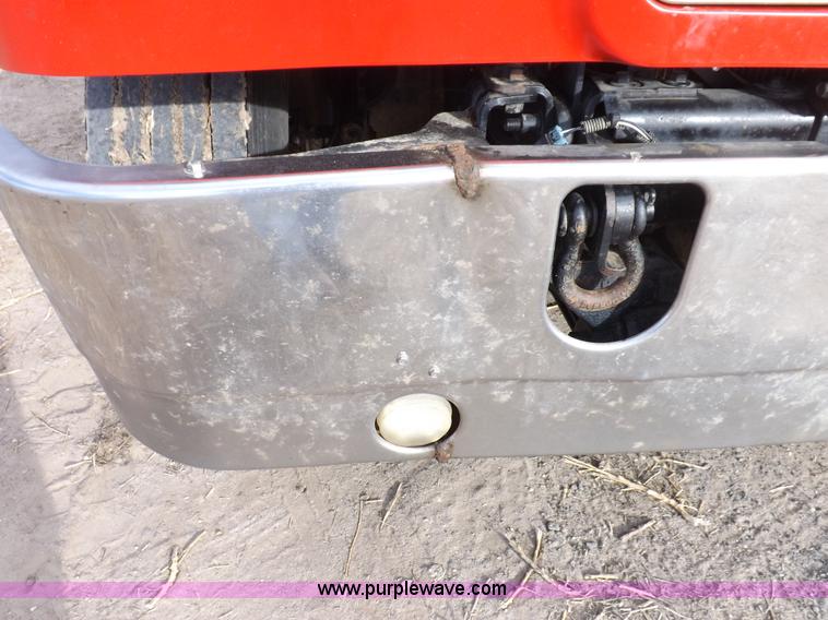 image for item F6413 2007 Mack CHN613 semi truck