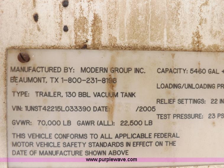 image for item F6414 2005 Dragon vacuum trailer