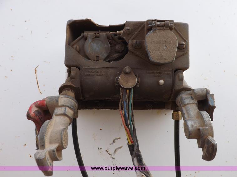 image for item F6415 1997 Pioneer fabricating vacuum trailer