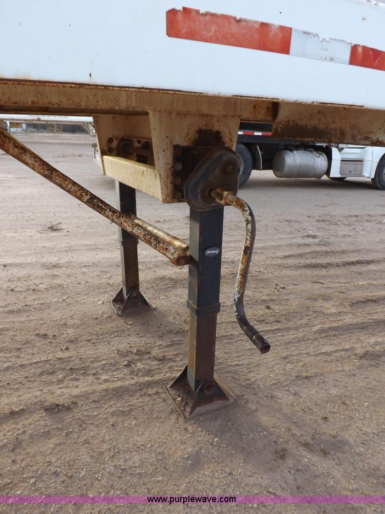 image for item F6415 1997 Pioneer fabricating vacuum trailer