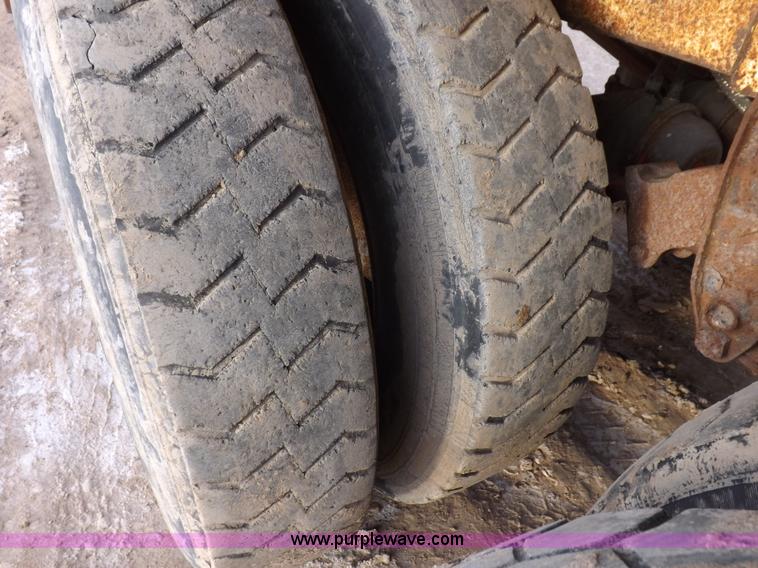 image for item F6415 1997 Pioneer fabricating vacuum trailer