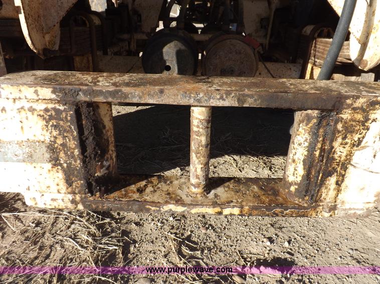 image for item F6416 2005 Dragon vacuum trailer