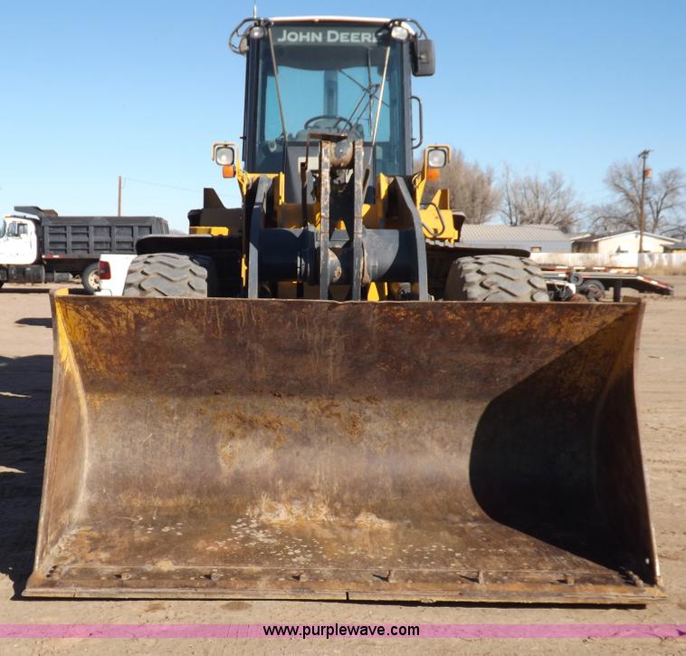 image for item F6417 John Deere 644J loader