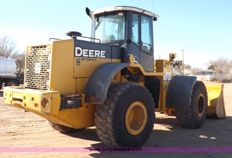 image for item F6417 John Deere 644J loader