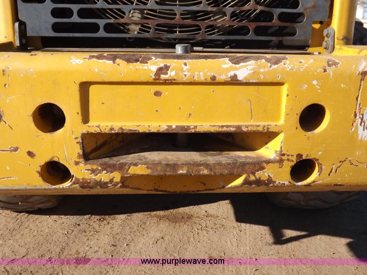 image for item F6417 John Deere 644J loader