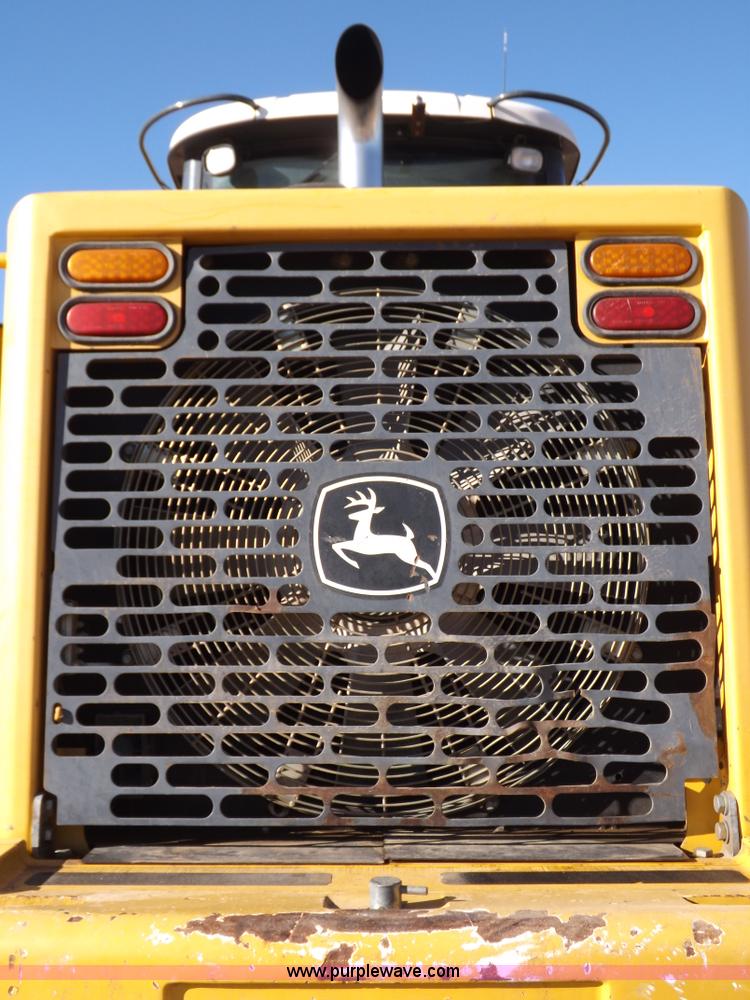 image for item F6417 John Deere 644J loader