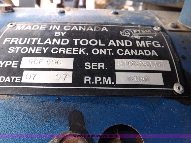 image for item F6418 2008 Mack Pinnacle semi truck