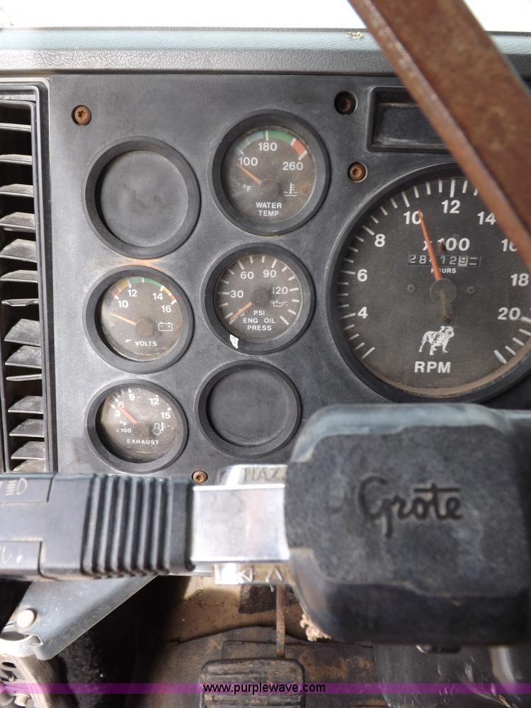 image for item F6419 1992 Mack CH613 dump truck