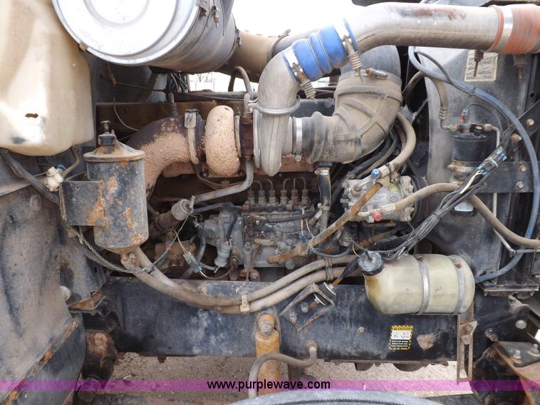 image for item F6419 1992 Mack CH613 dump truck