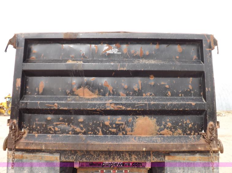 image for item F6419 1992 Mack CH613 dump truck