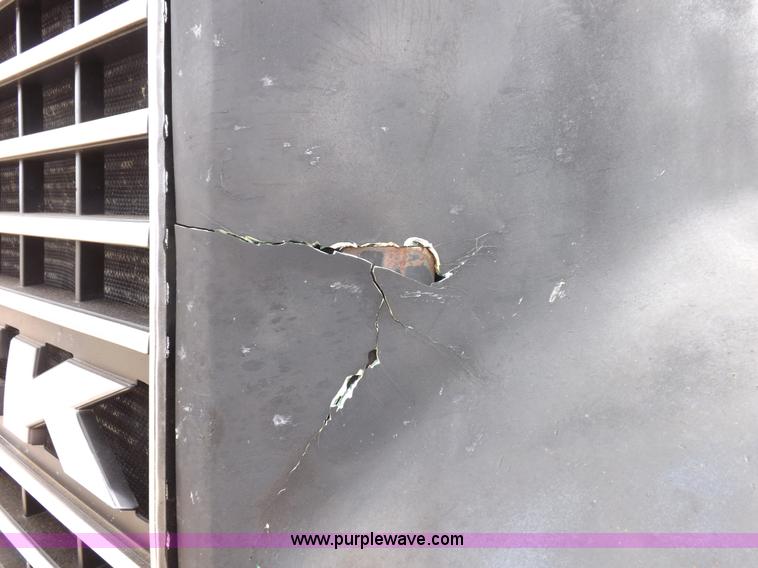 image for item F6419 1992 Mack CH613 dump truck