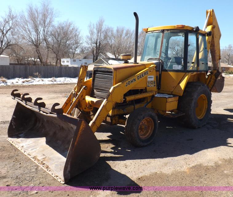 image for item F6436 1984 John Deere 510B Turbo backhoe