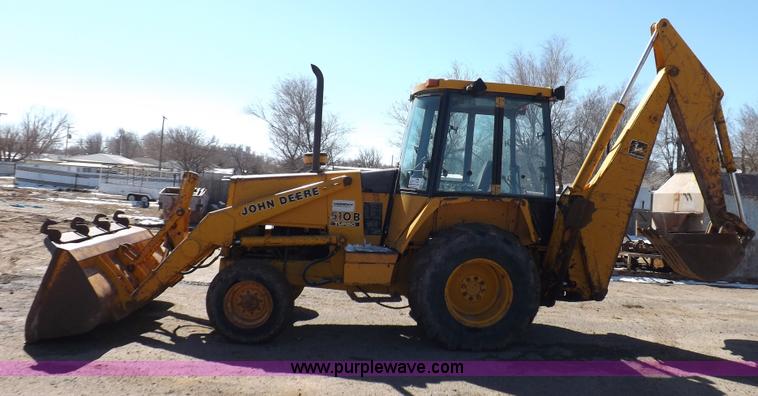image for item F6436 1984 John Deere 510B Turbo backhoe