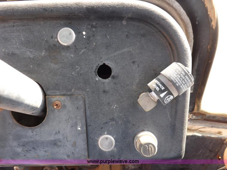 image for item F6436 1984 John Deere 510B Turbo backhoe