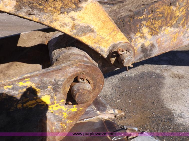 image for item F6436 1984 John Deere 510B Turbo backhoe