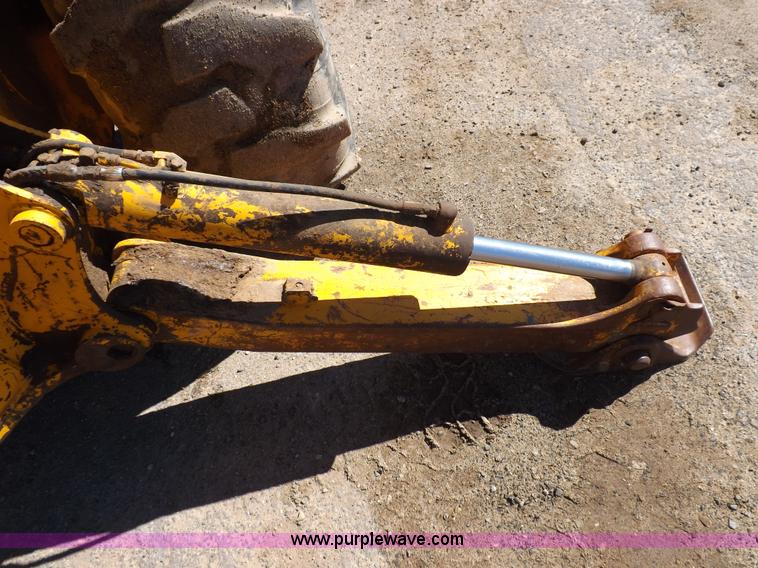 image for item F6436 1984 John Deere 510B Turbo backhoe