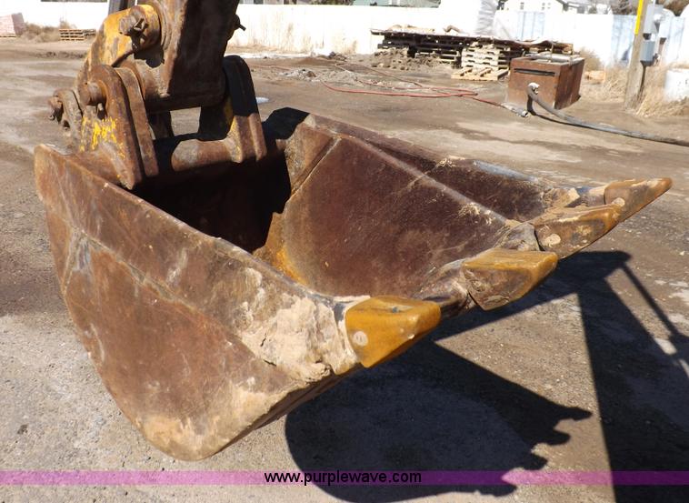 image for item F6436 1984 John Deere 510B Turbo backhoe