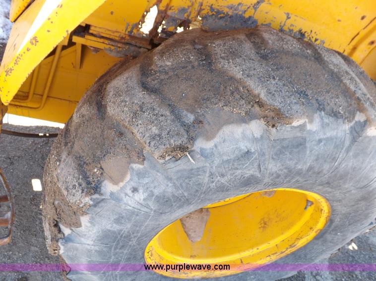 image for item F6436 1984 John Deere 510B Turbo backhoe