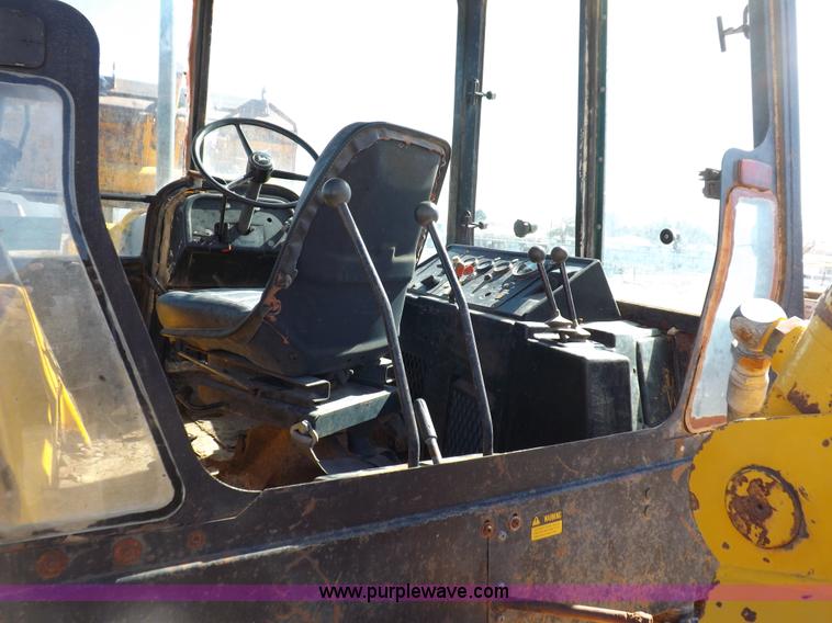 image for item F6436 1984 John Deere 510B Turbo backhoe