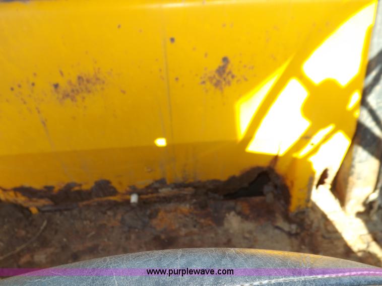 image for item F6436 1984 John Deere 510B Turbo backhoe