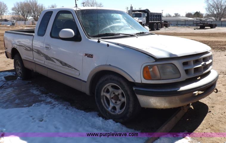 image for item F6437 1997 Ford F150 SuperCab pickup truck
