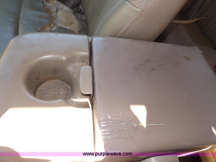 image for item F6437 1997 Ford F150 SuperCab pickup truck