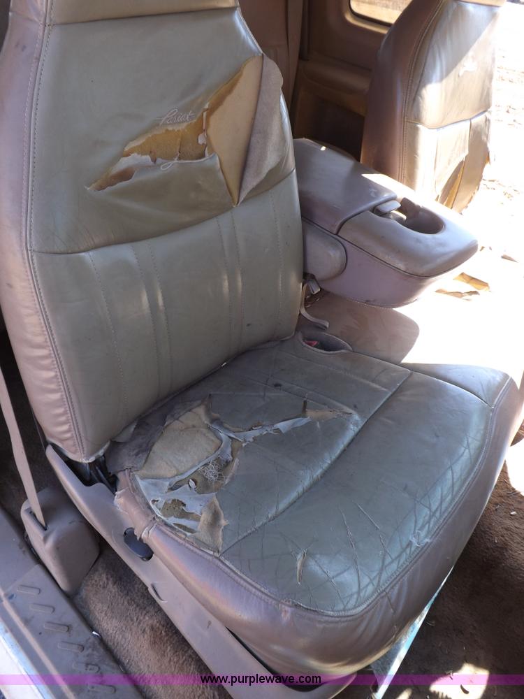 image for item F6437 1997 Ford F150 SuperCab pickup truck