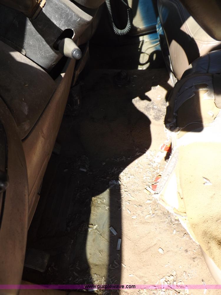 image for item F6437 1997 Ford F150 SuperCab pickup truck