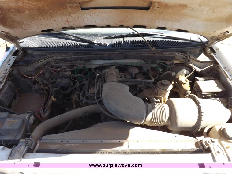 image for item F6437 1997 Ford F150 SuperCab pickup truck