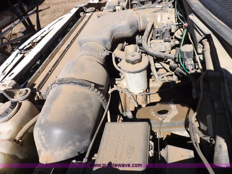 image for item F6437 1997 Ford F150 SuperCab pickup truck