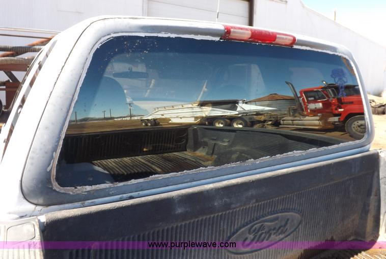 image for item F6437 1997 Ford F150 SuperCab pickup truck