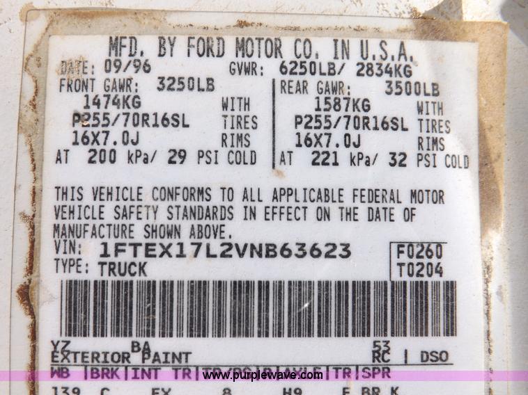 image for item F6437 1997 Ford F150 SuperCab pickup truck