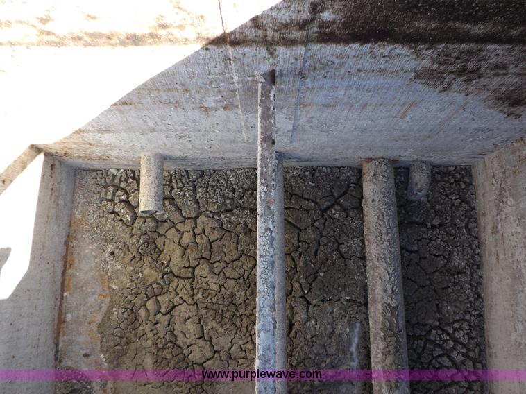 image for item F6439 Drilling mod/cement mixing pump with tank