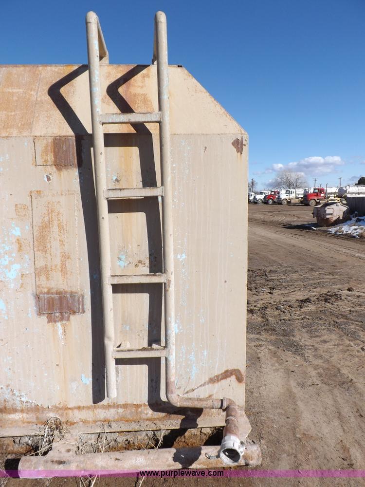 image for item F6439 Drilling mod/cement mixing pump with tank